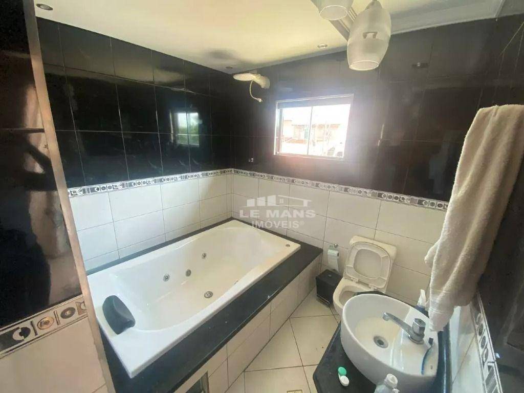 Casa à venda com 3 quartos, 200m² - Foto 16