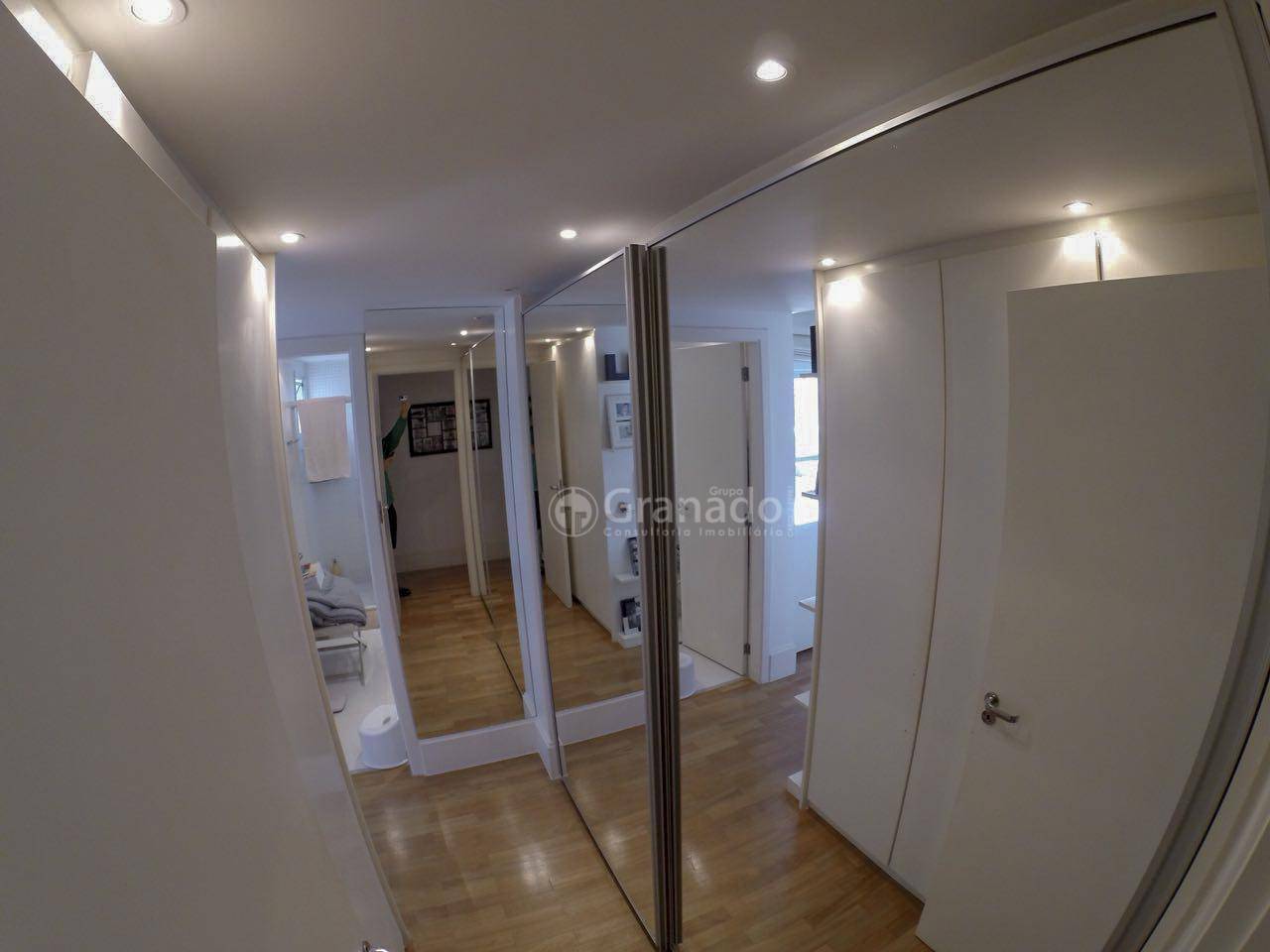 Apartamento à venda com 3 quartos, 140m² - Foto 20