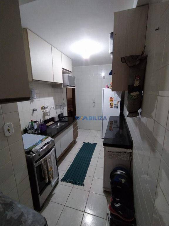Apartamento à venda com 2 quartos, 56m² - Foto 14