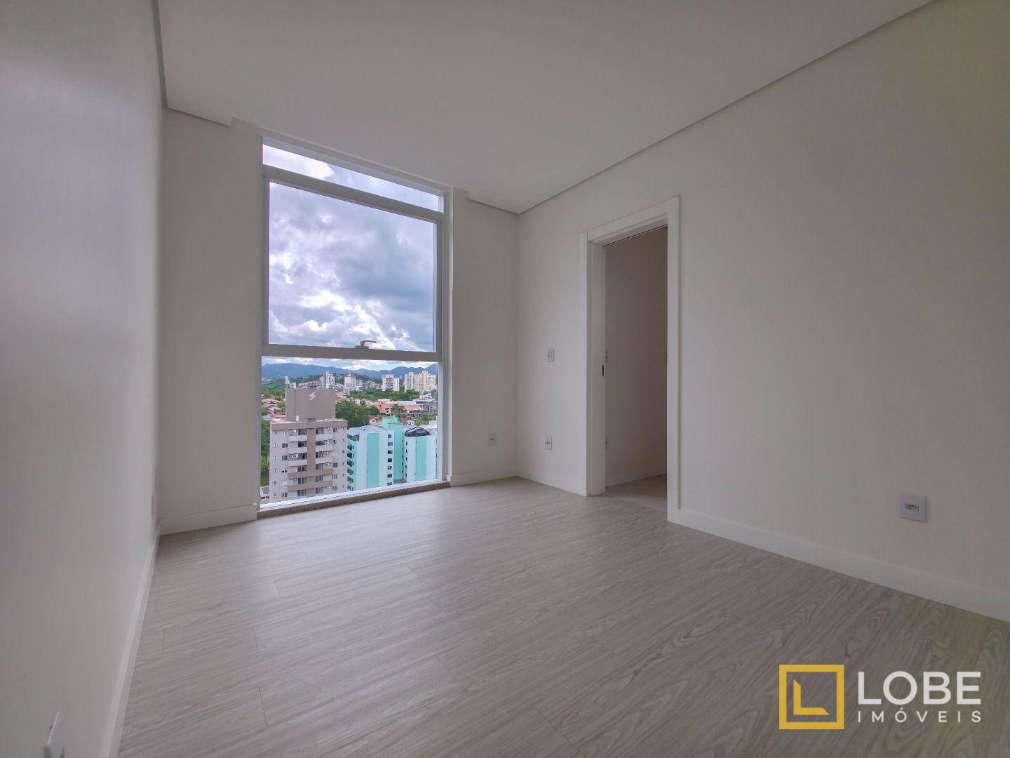 Apartamento à venda com 2 quartos, 151m² - Foto 14