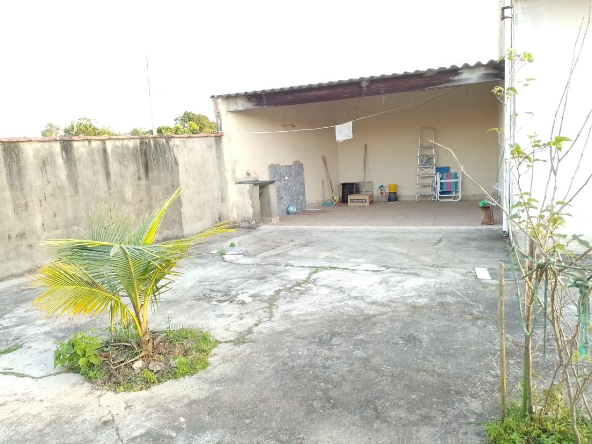 Casa à venda com 2 quartos, 250m² - Foto 2