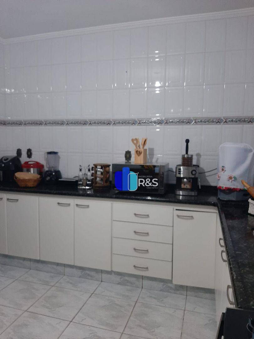 Chácara à venda com 3 quartos, 200m² - Foto 31