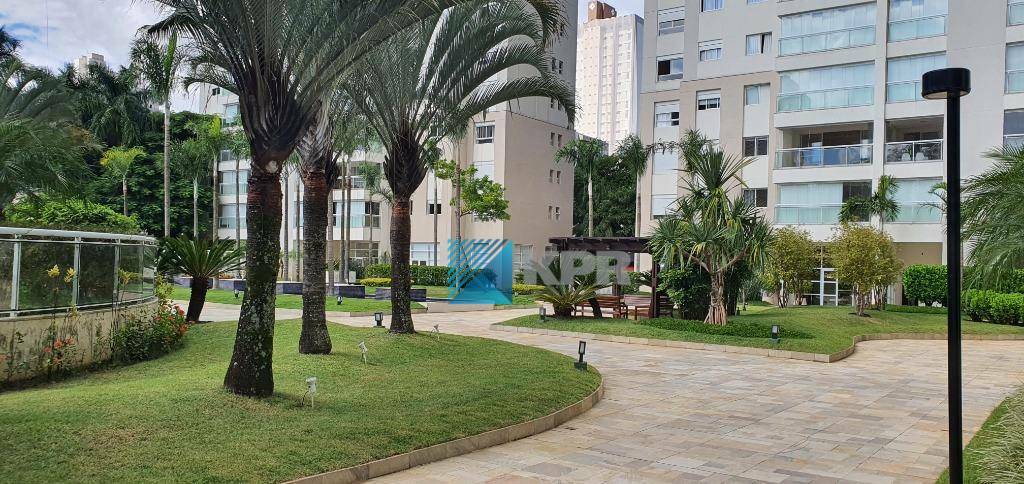 Apartamento à venda e aluguel com 4 quartos, 233m² - Foto 8