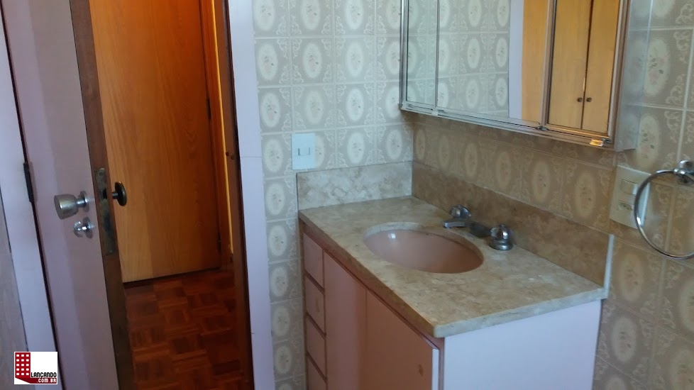 Apartamento à venda com 3 quartos, 240m² - Foto 5