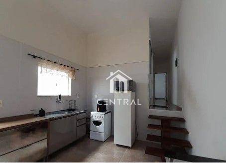 Casa à venda com 2 quartos, 60m² - Foto 5