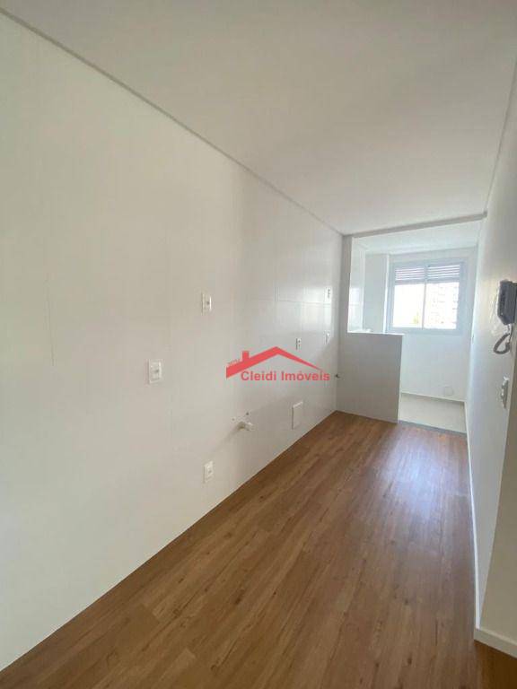 Apartamento à venda com 3 quartos, 95m² - Foto 24