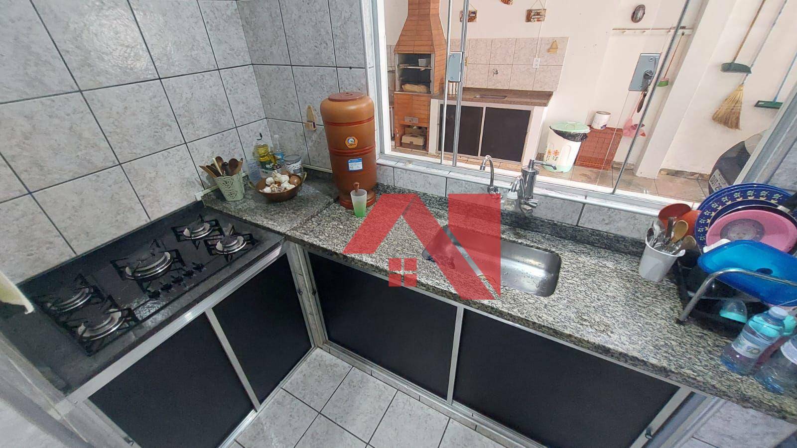 Sobrado à venda com 4 quartos, 180m² - Foto 8