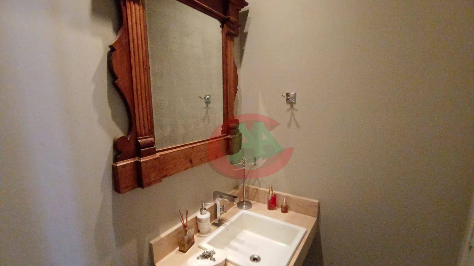 Chácara à venda com 5 quartos, 685m² - Foto 2