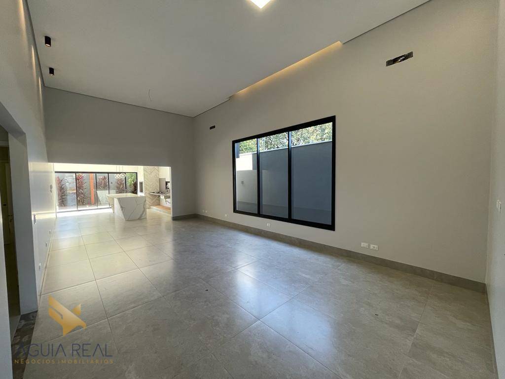 Casa à venda com 3 quartos, 181m² - Foto 3