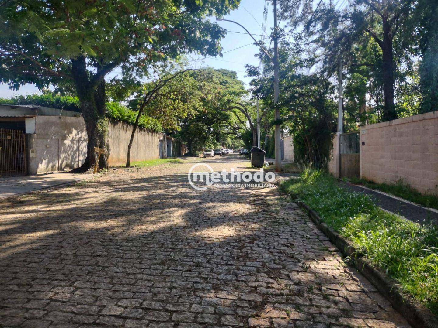 Casa à venda com 2 quartos, 200m² - Foto 2