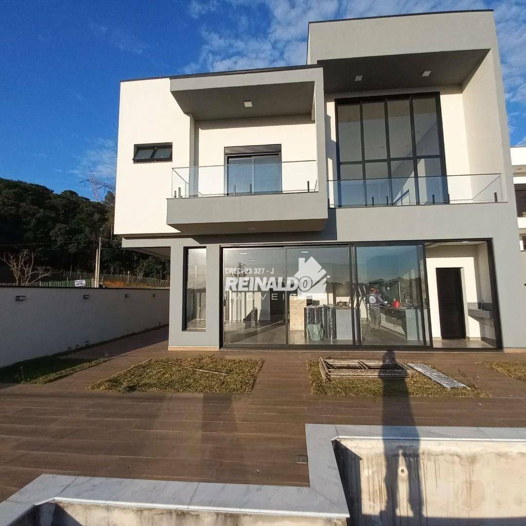 Casa à venda com 3 quartos, 250m² - Foto 9