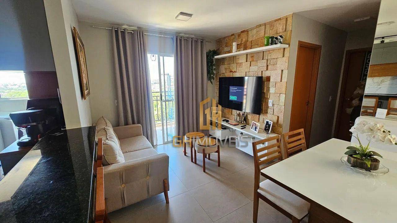 Apartamento à venda com 2 quartos, 57m² - Foto 1