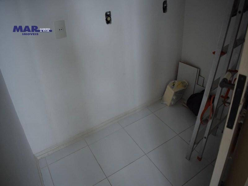 Apartamento à venda com 3 quartos, 140m² - Foto 17