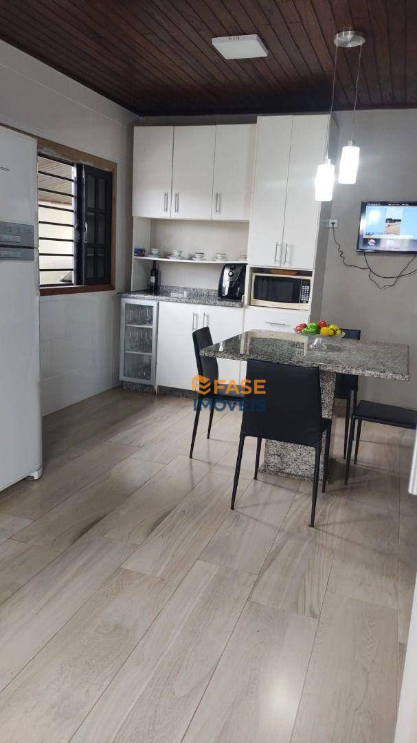 Casa à venda com 3 quartos, 181m² - Foto 5