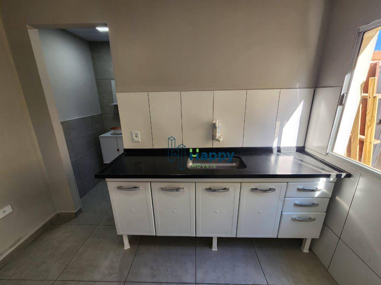Casa para alugar com 1 quarto, 40m² - Foto 8