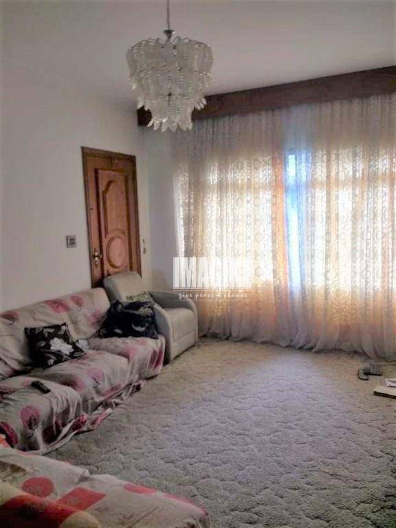 Casa à venda com 4 quartos, 228m² - Foto 2