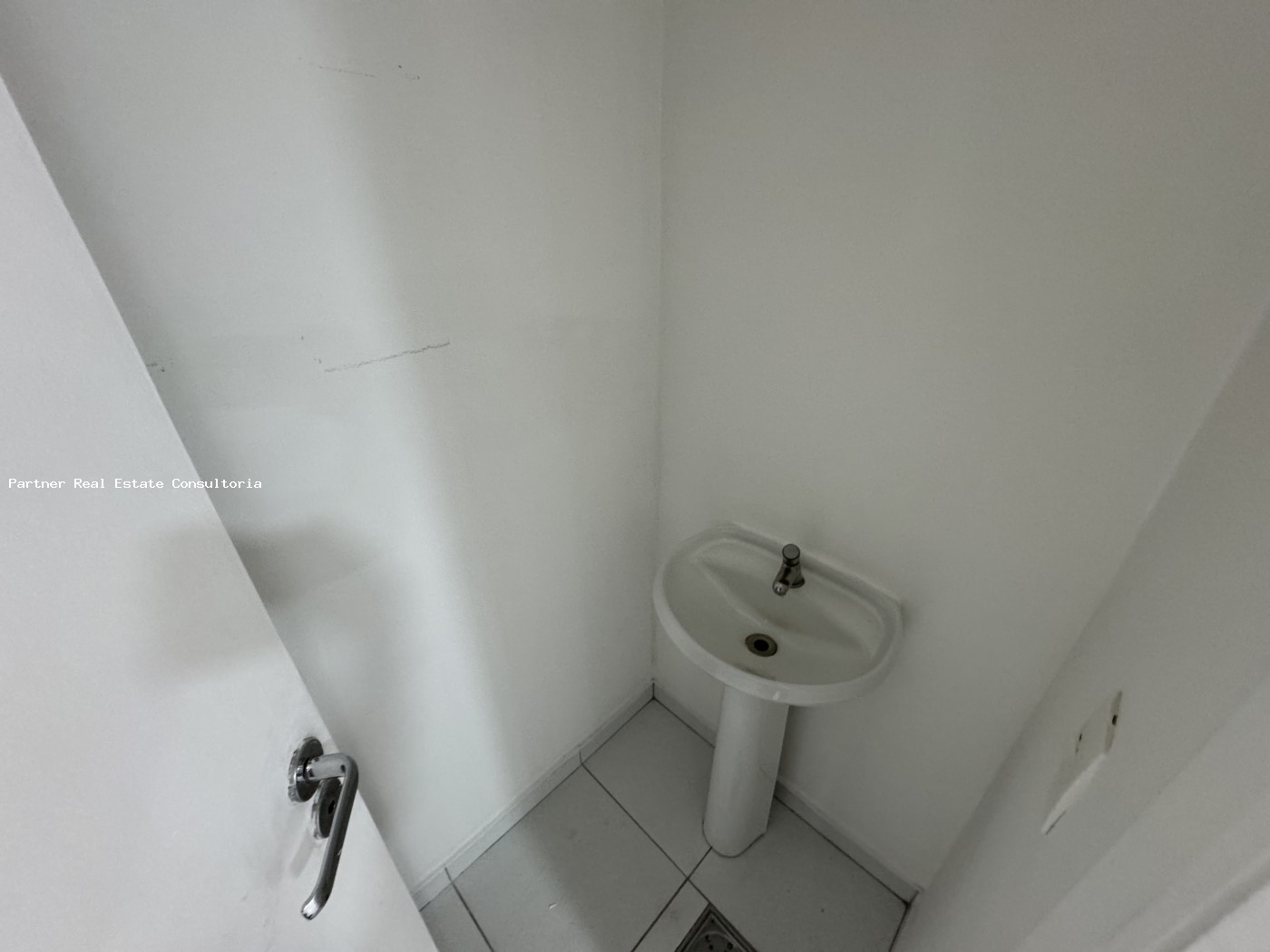 Conjunto Comercial-Sala à venda com 5 quartos, 195m² - Foto 14