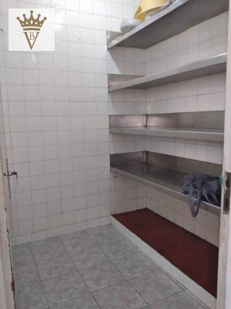 Apartamento à venda com 3 quartos, 136m² - Foto 9