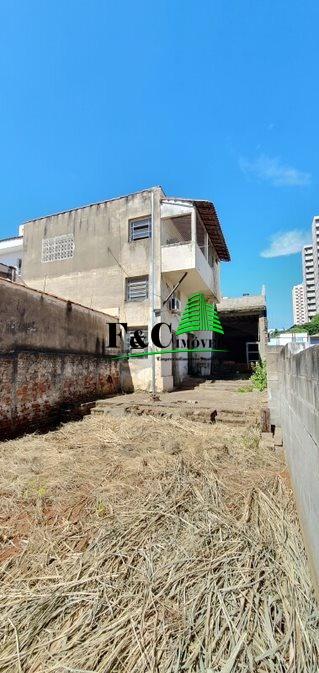 Casa para alugar com 3 quartos, 300m² - Foto 13