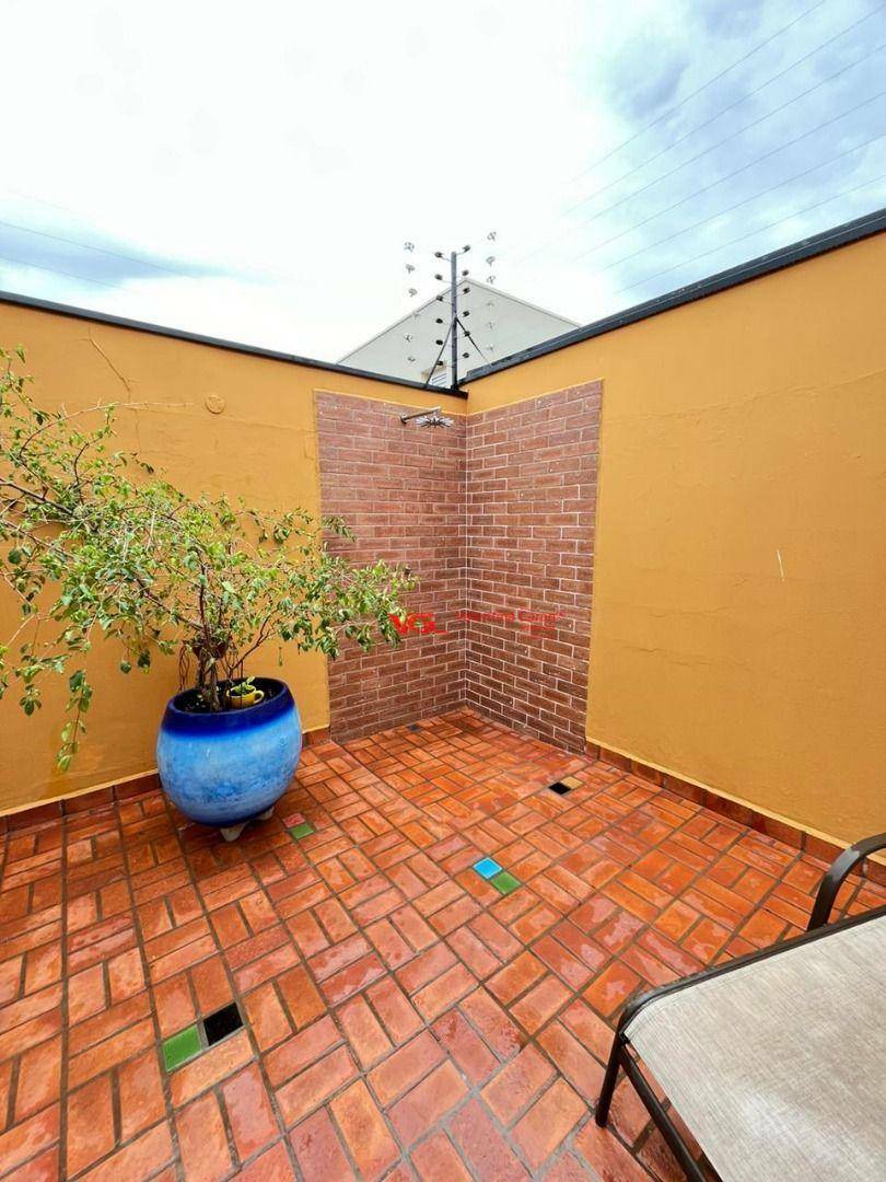 Casa à venda com 3 quartos, 181m² - Foto 5