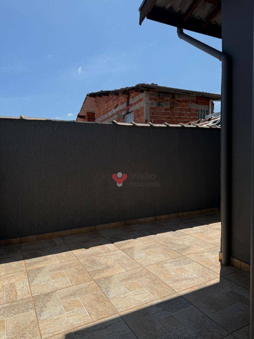 Casa à venda com 2 quartos, 70m² - Foto 22