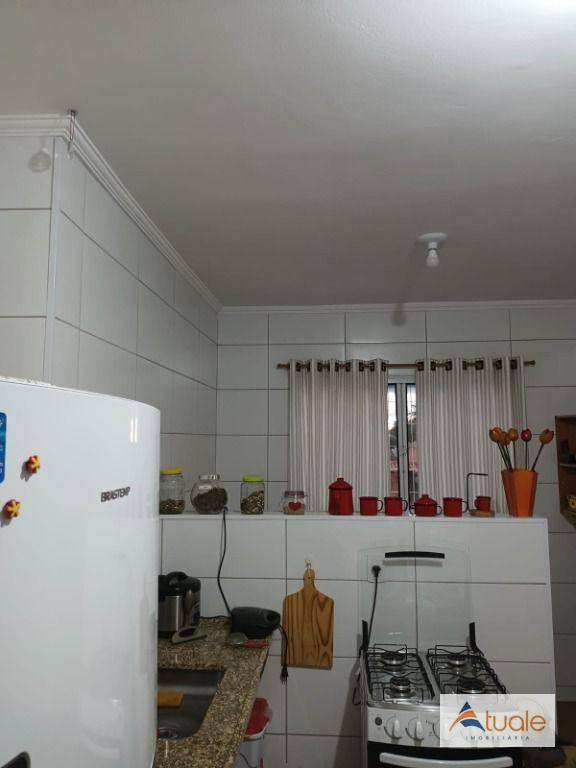 Apartamento à venda com 2 quartos, 70m² - Foto 11