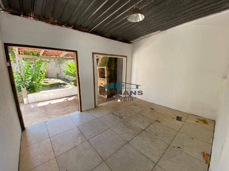 Casa à venda com 4 quartos, 182m² - Foto 15