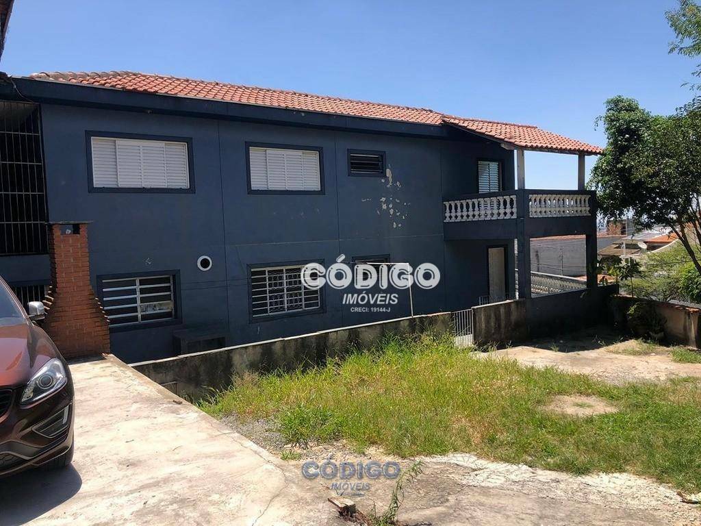 Sobrado à venda com 3 quartos, 170m² - Foto 2