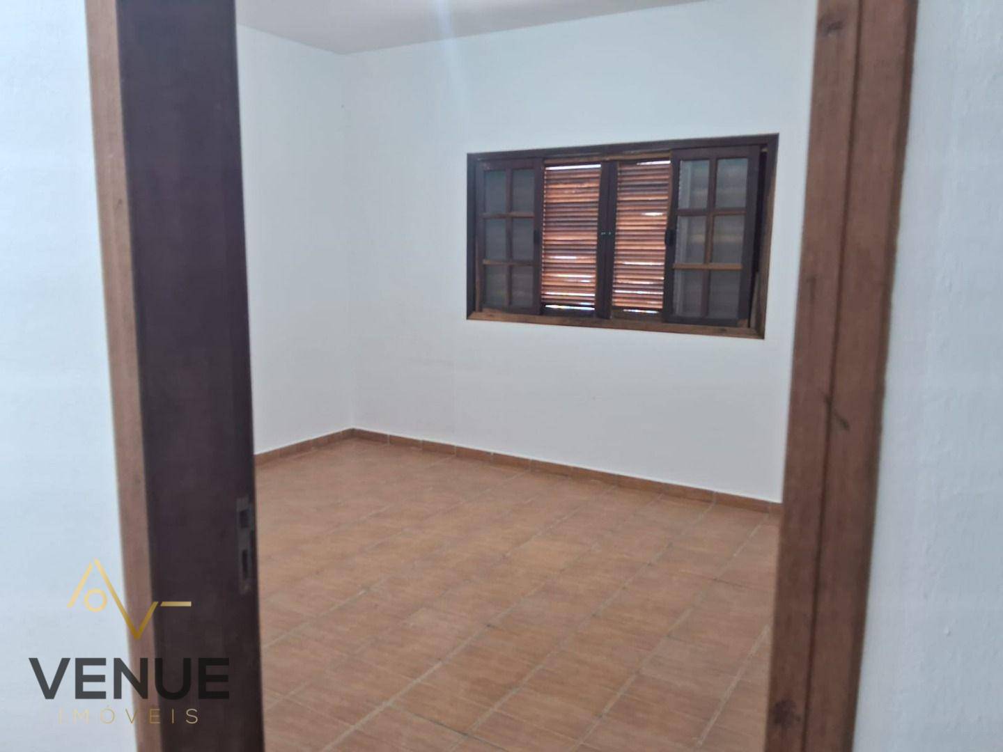 Casa à venda com 3 quartos, 250m² - Foto 21