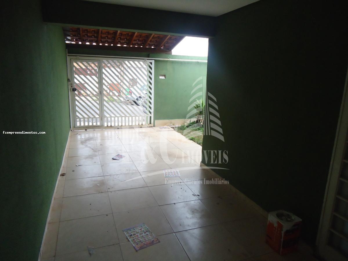 Casa à venda com 2 quartos, 140m² - Foto 10