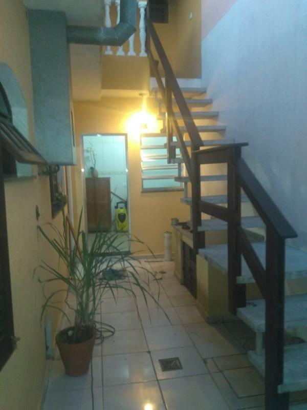 Sobrado à venda com 3 quartos, 200m² - Foto 20