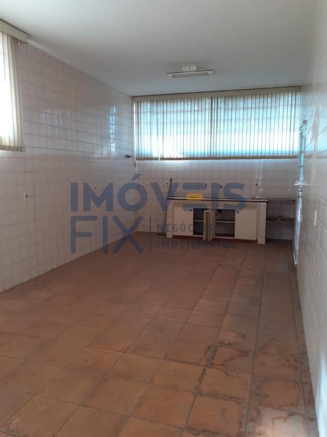 Conjunto Comercial-Sala para alugar com 3 quartos, 300m² - Foto 16