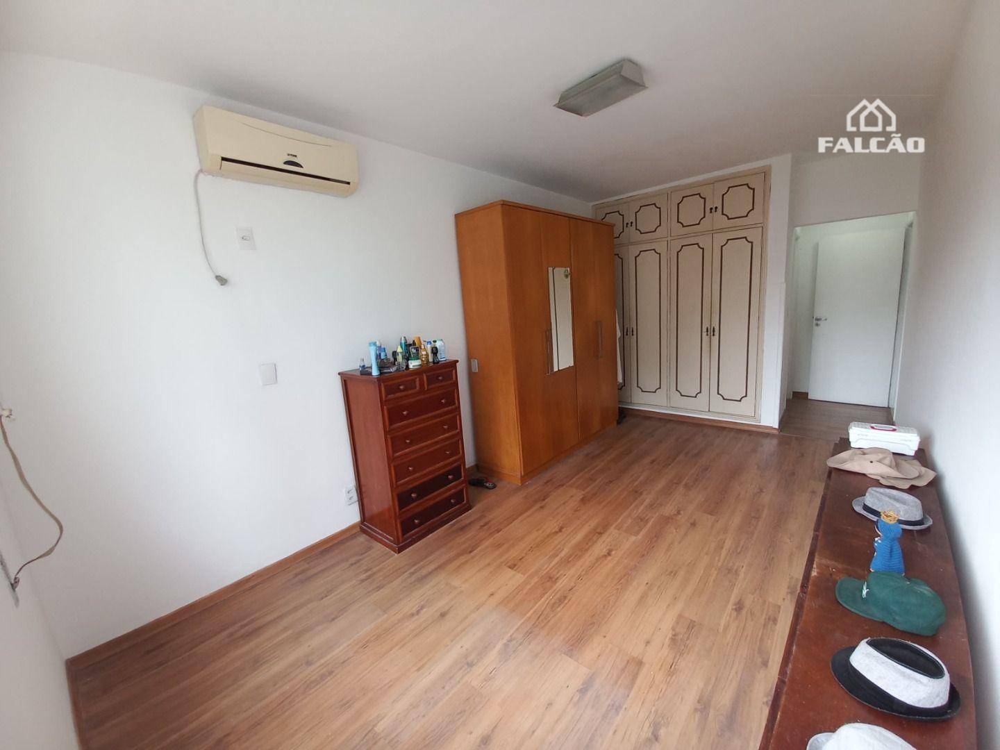 Apartamento à venda com 3 quartos, 139m² - Foto 12