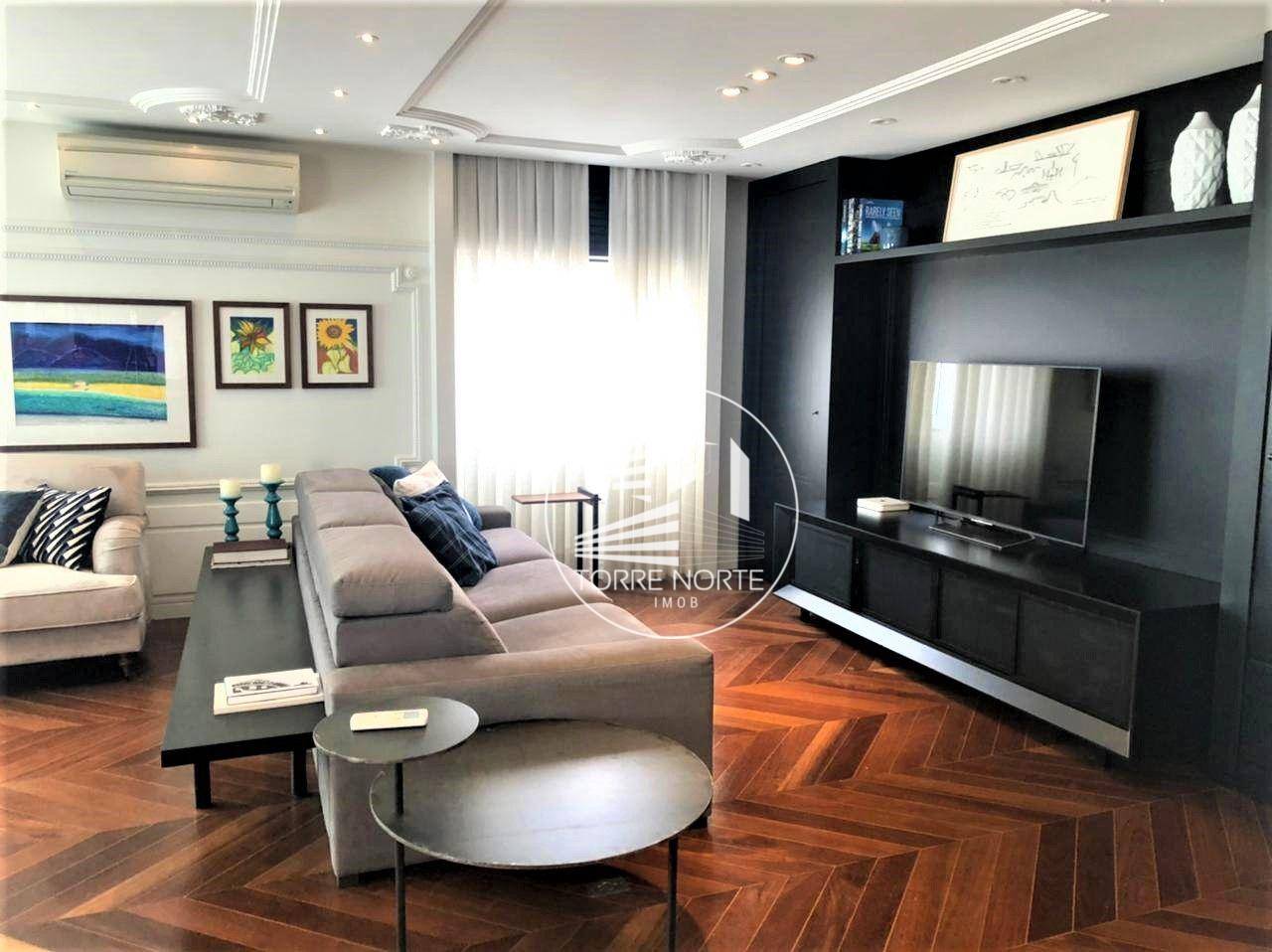 Apartamento à venda com 3 quartos, 165m² - Foto 2