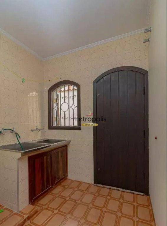 Sobrado à venda e aluguel com 5 quartos, 300m² - Foto 7