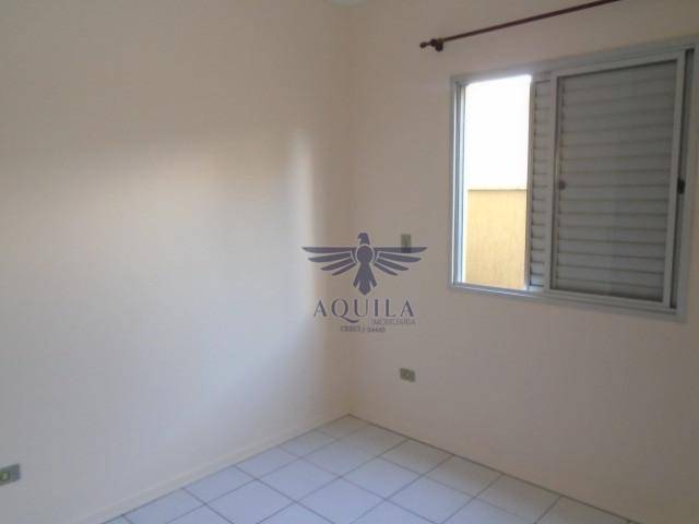 Apartamento para alugar com 2 quartos, 74m² - Foto 2