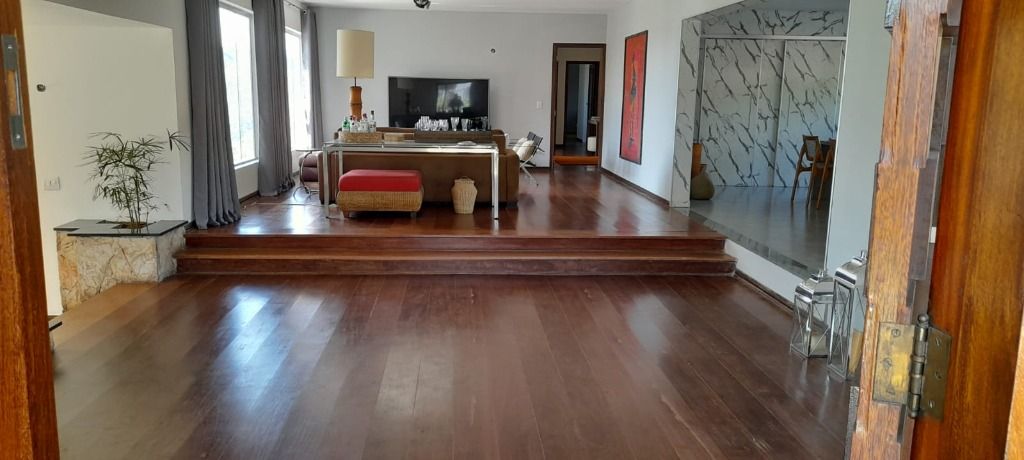 Casa de Condomínio à venda com 4 quartos, 641m² - Foto 4