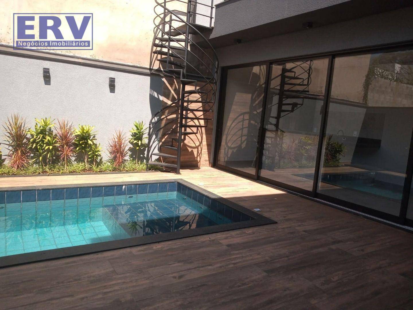 Sobrado à venda com 3 quartos, 260m² - Foto 11