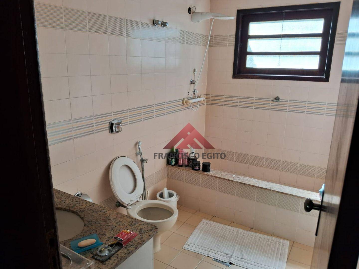 Casa à venda com 3 quartos, 247m² - Foto 17