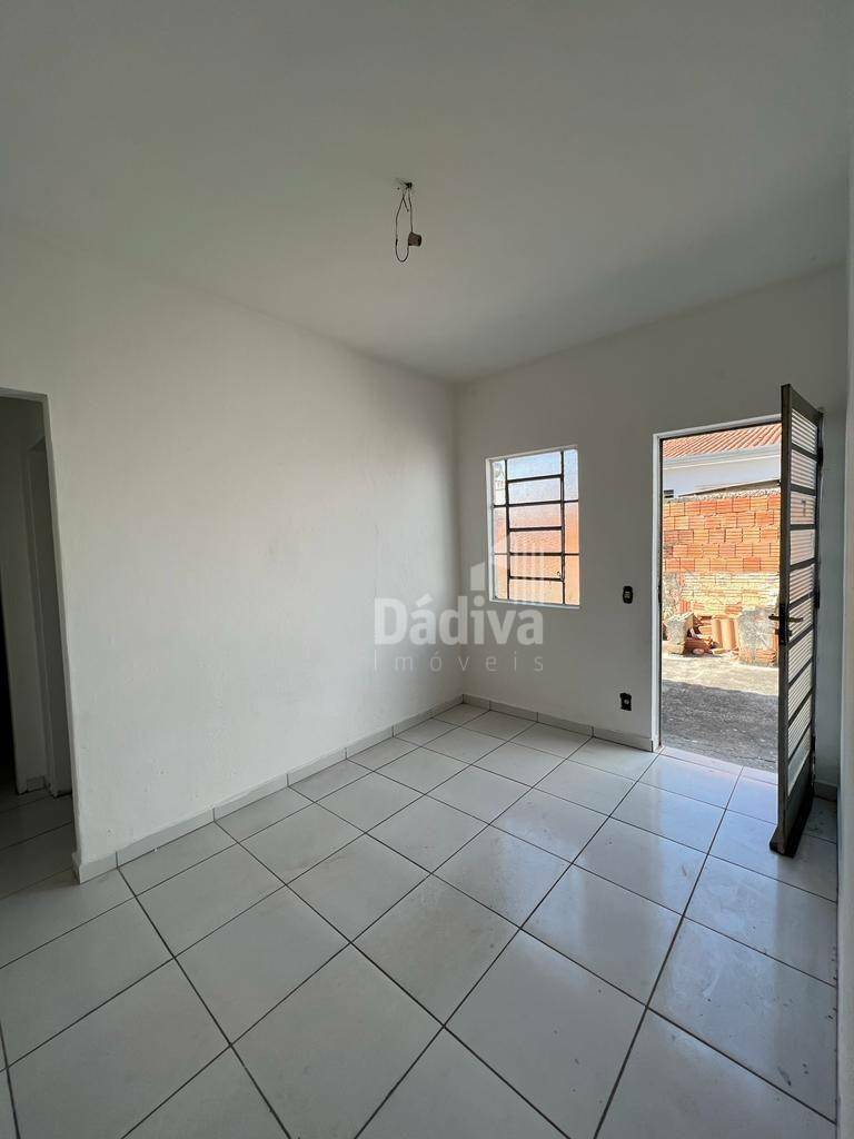 Casa para alugar com 1 quarto, 50M2 - Foto 3