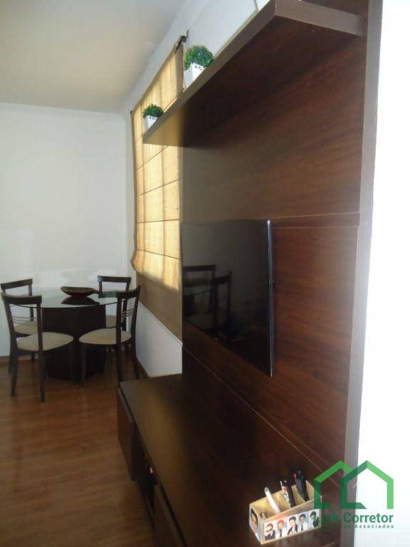 Apartamento à venda com 2 quartos, 50m² - Foto 2