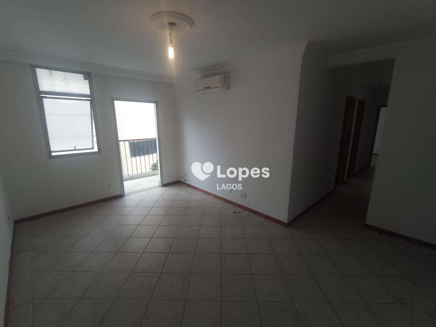 Apartamento à venda com 3 quartos, 104m² - Foto 1