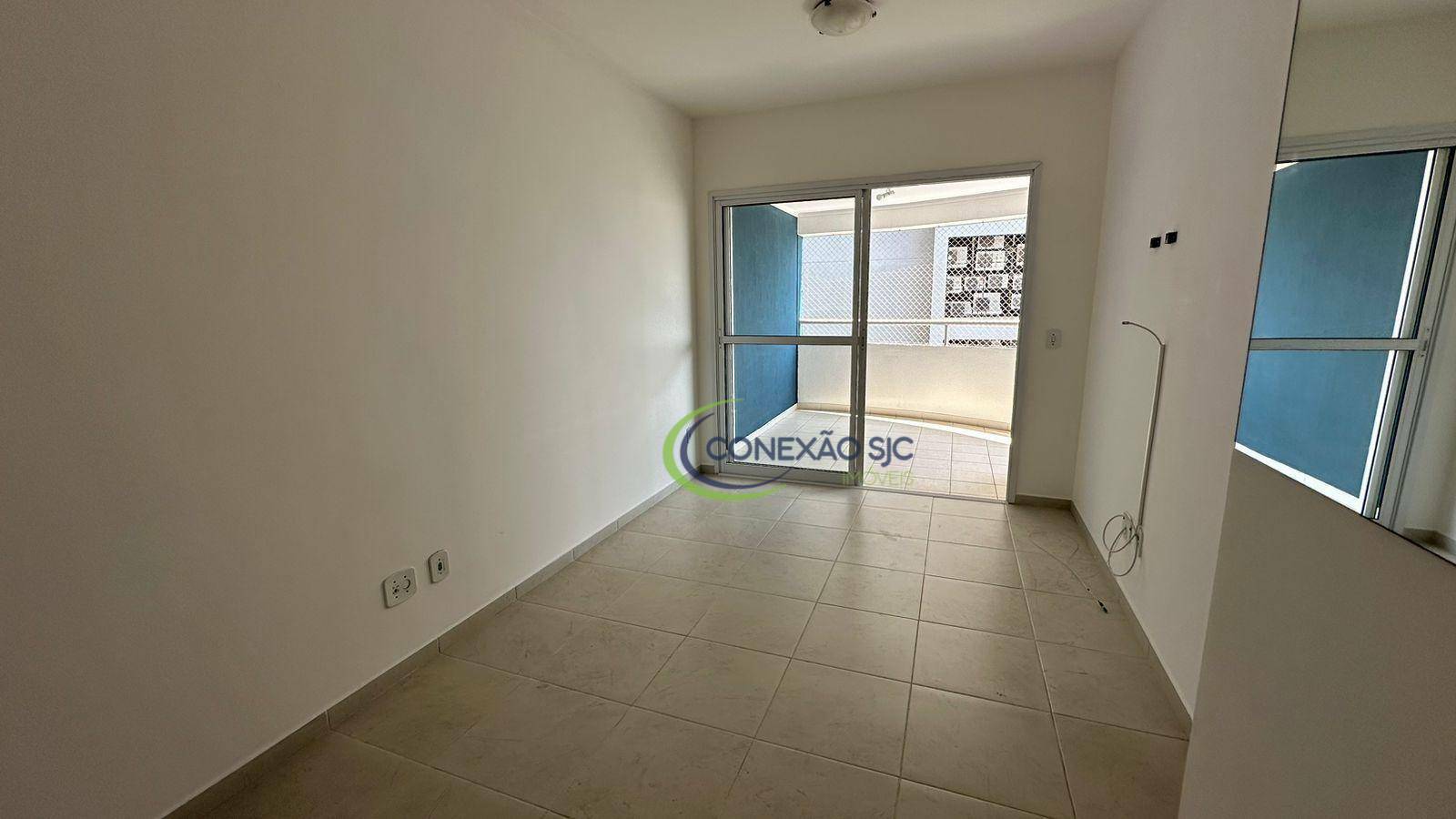 Apartamento à venda com 2 quartos, 67m² - Foto 3