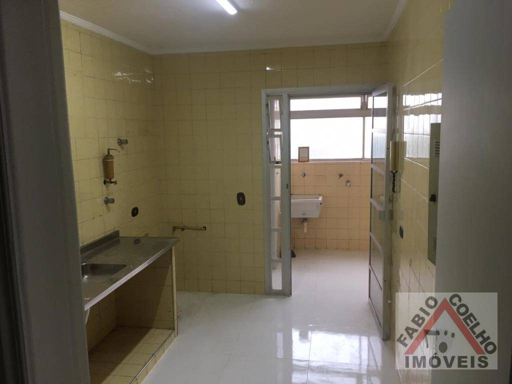 Apartamento à venda com 3 quartos, 80m² - Foto 3