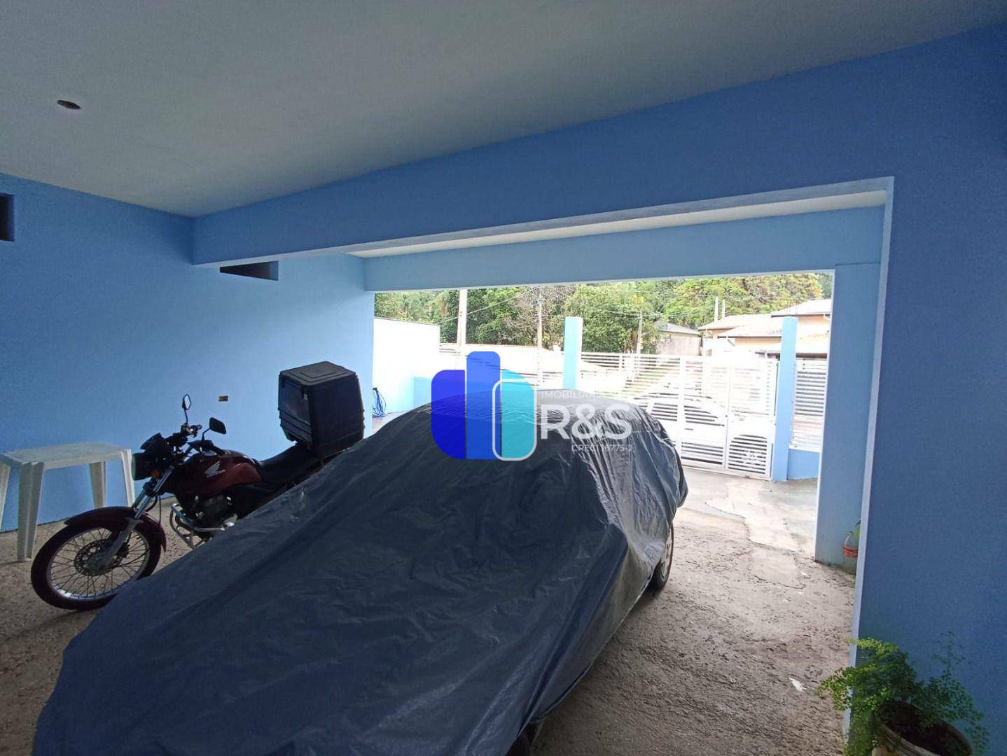 Casa à venda com 6 quartos, 214m² - Foto 31
