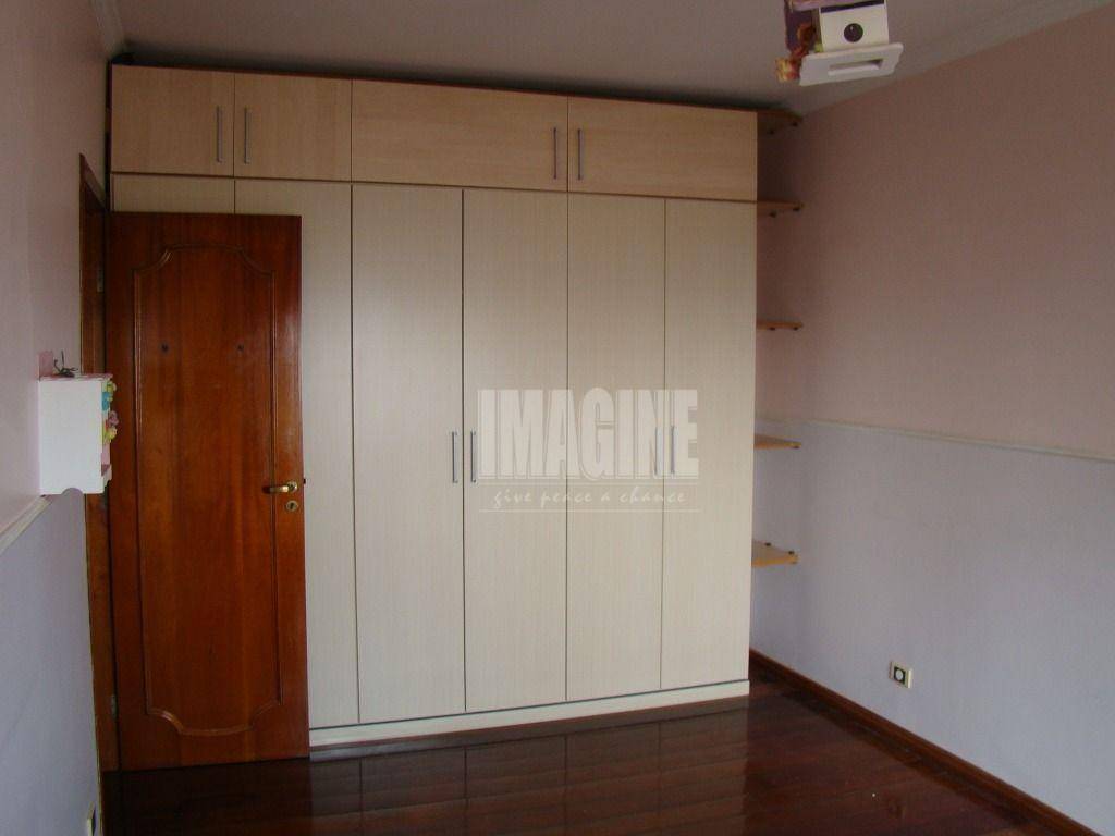 Apartamento à venda com 3 quartos, 235m² - Foto 11