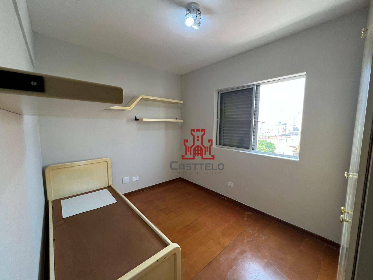 Apartamento à venda com 3 quartos, 77m² - Foto 8