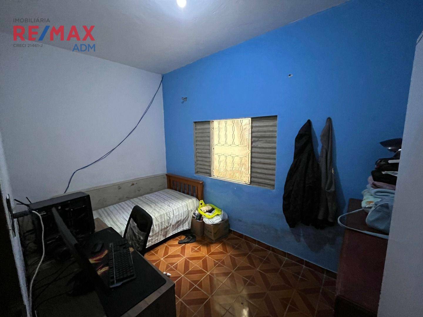 Casa à venda com 4 quartos, 135m² - Foto 4