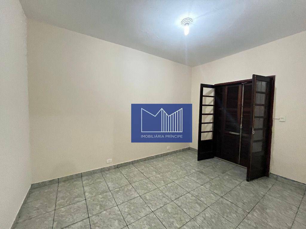 Apartamento para alugar com 3 quartos, 80m² - Foto 2