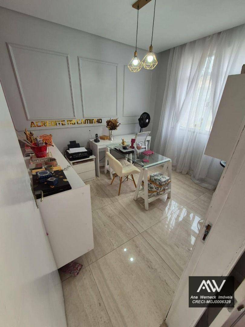 Casa à venda com 4 quartos, 320m² - Foto 37